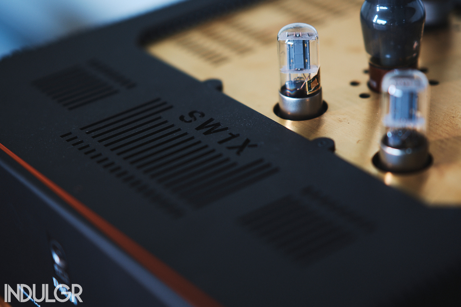SW1X DAC IV