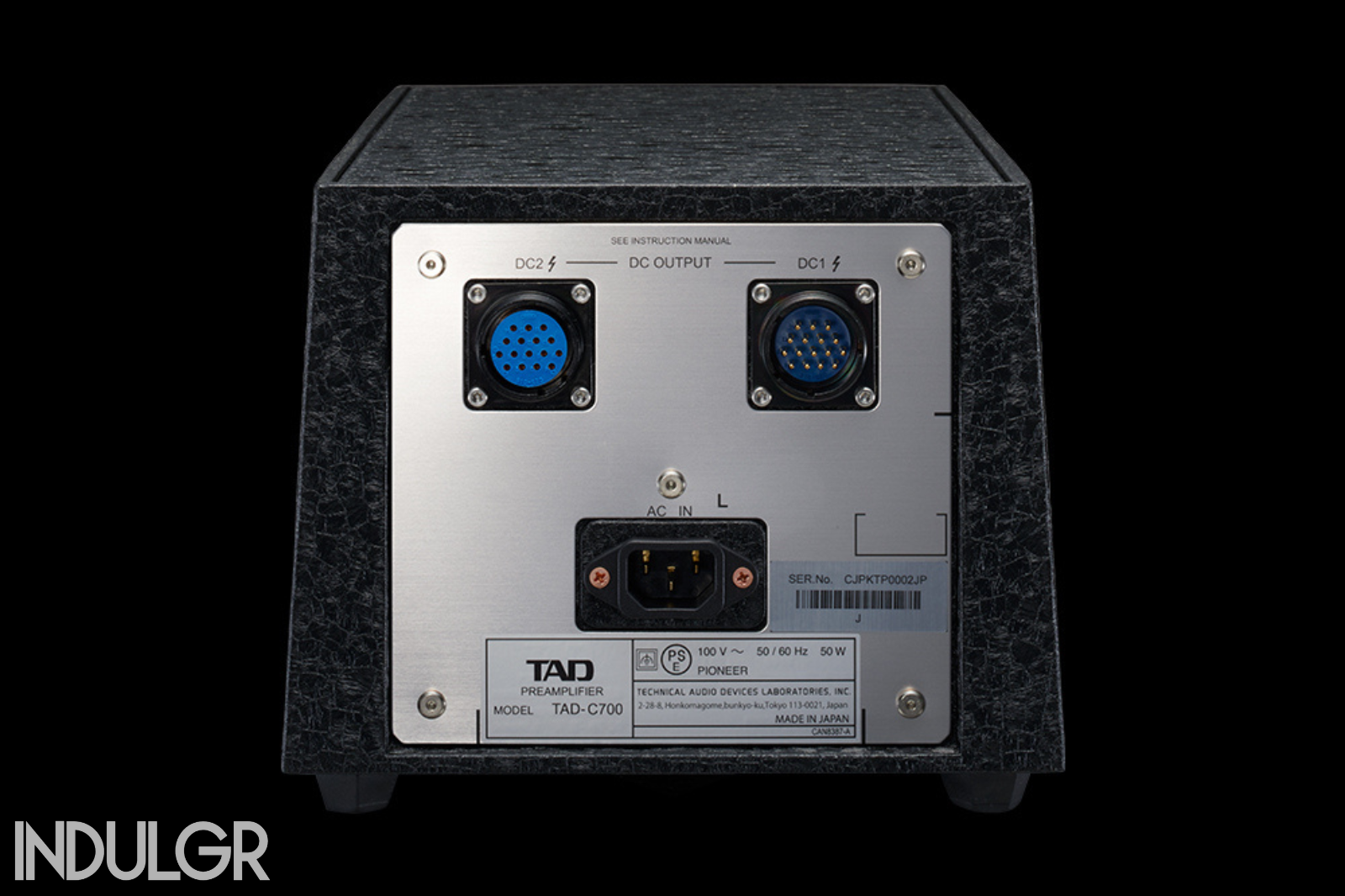 TAD C-700 Preamplifier