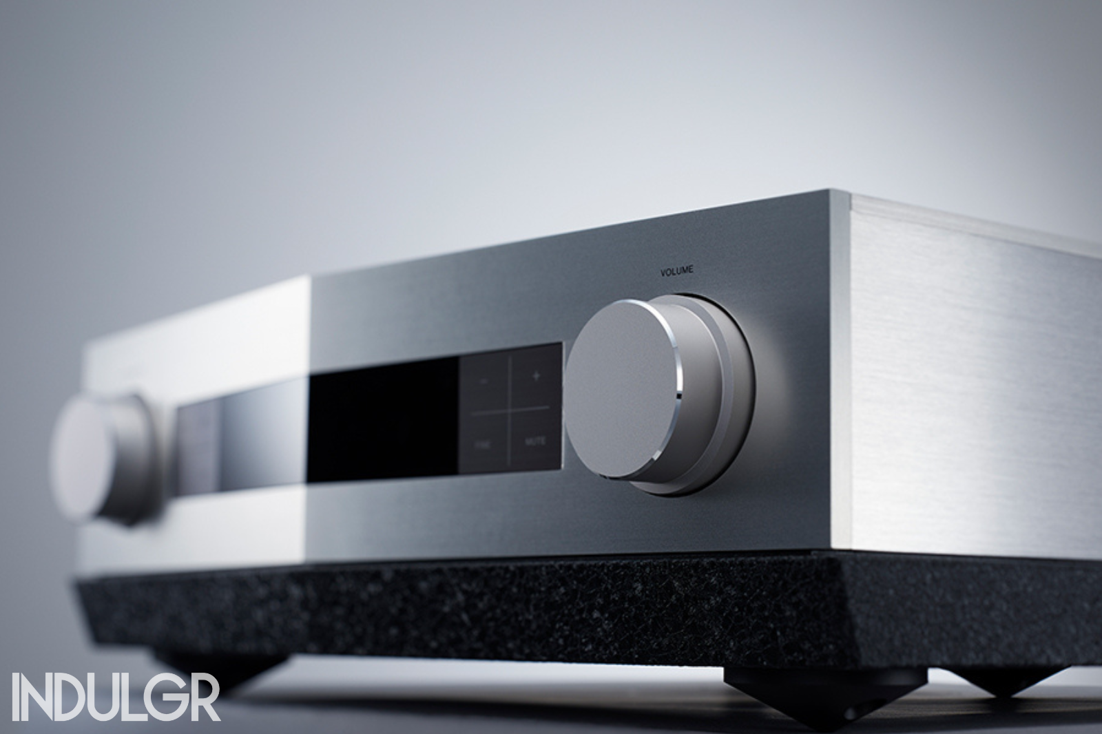 TAD C-700 Preamplifier