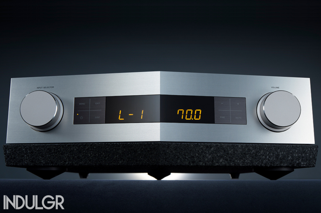 TAD C-700 Preamplifier