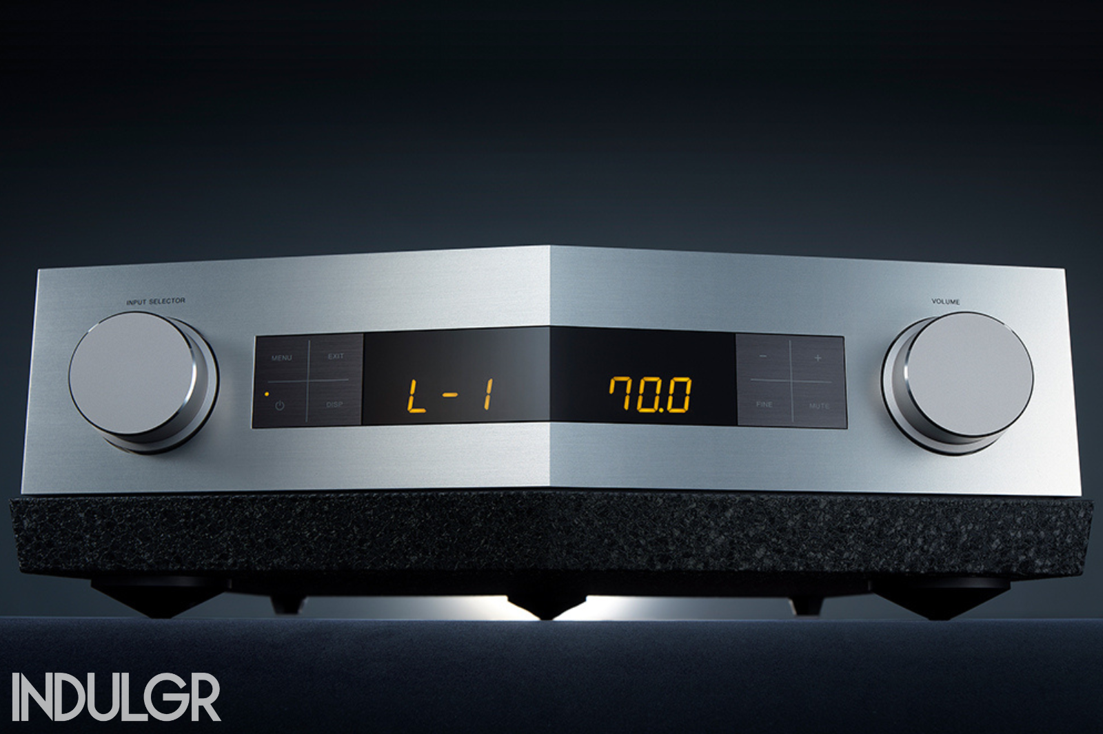 TAD C-700 Preamplifier