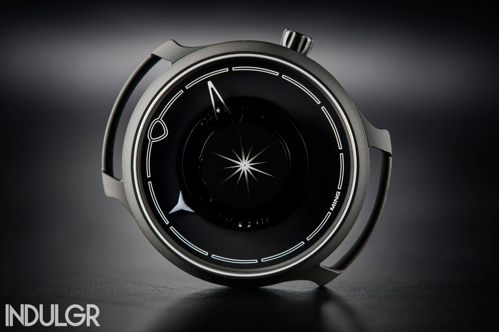 dial of MING LW.01